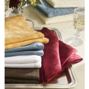 Pret-a-Porter: Easy Care Tablecloths