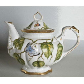 Ivy Garland Tea Pot 8 in High 50 oz