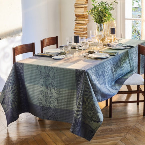 Arcades Linea Bronze Tablecloth 69" x 100"