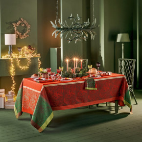 Noel Fruite Rouge Table Linens