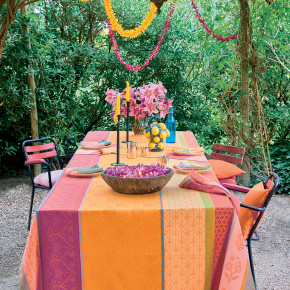 Mille Saris Pendjab Coated Stain Resistant Table Linens
