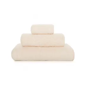 Graccioza Heaven Bath Towels and Rugs (White)