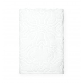 Moresco White Bath Towels