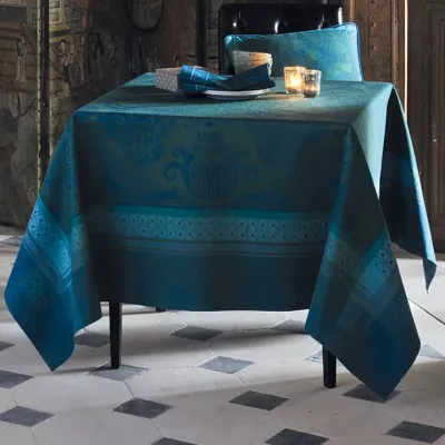 Isaphire Emeraude Green Sweet Stain-Resistant Cotton Damask Table Linens