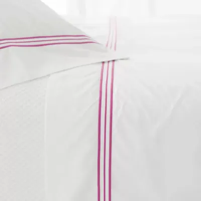 Trio Fuchsia Bedding