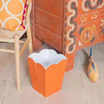 Scallop Waste Basket Orange White
