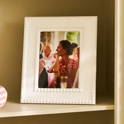 Bobbin White Lacquer Photo Frame 5 x 7 in