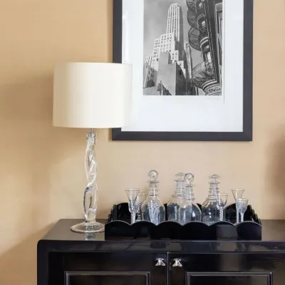 26 x 17 in Large Scalloped Tray Black