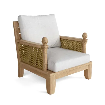 Outdoor Luxe Armchair