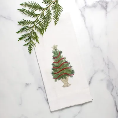 Christmas Tree w/Trim, White 17" x 29" Linen Hand Towel