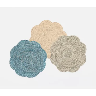 Vera Bleached Flower Placemats and Coasters