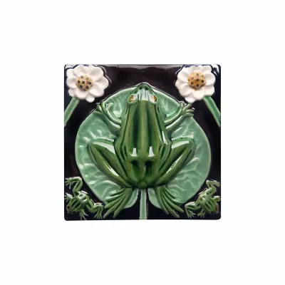Arte Bordallo Tile Large Frogs  (Special Order)