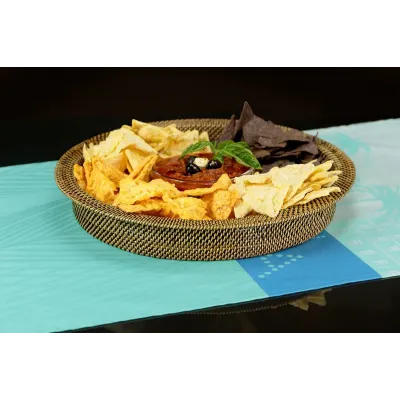 Chip & Dip (incl Round Glass 16 oz Dish), 13.75” diameter