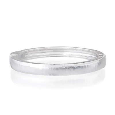 Cleopatra Silver Oval Hinged Bangle