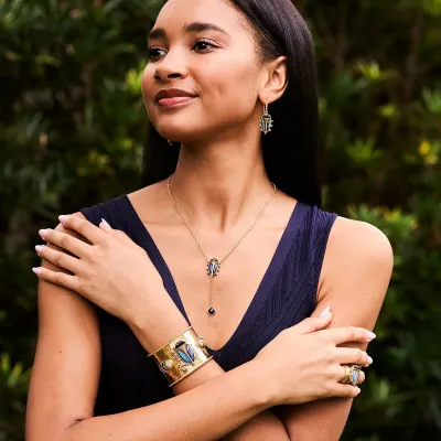 Scarab Blue Labradorite/Black Agate Cuff Grande