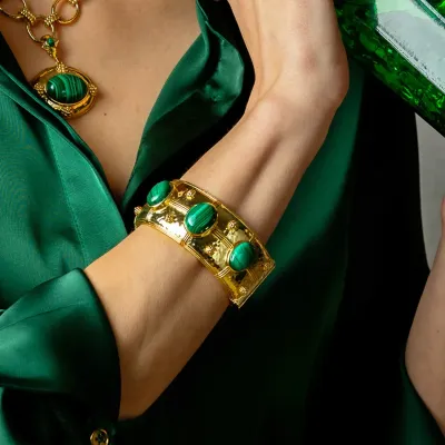 Cleopatra Malachite Hinged Bangle Grande