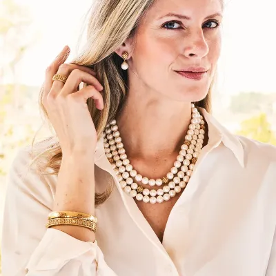 Berry Vine Gold Hinged Bangle S/M