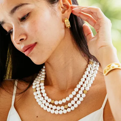 Berry & Bead Pearl Triple Strand Necklace 18"+2''