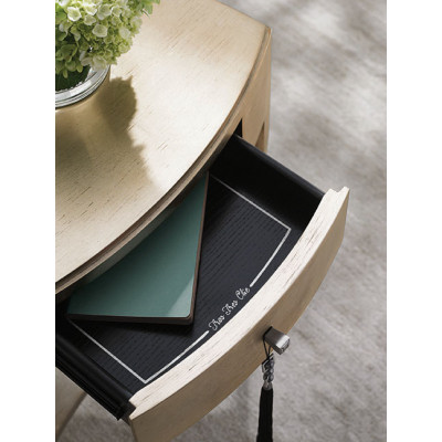Tres Tres Chic End/Side Table Pompeii