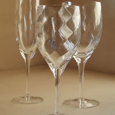 Ottica Clear Wine Glass D3 H8'' | 11 Oz.