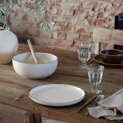 Monterosa Cream/Cocoa Dinnerware