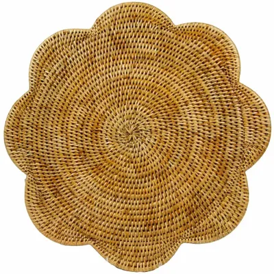 Honey Tabletop Rattan Scallop Round Placemat