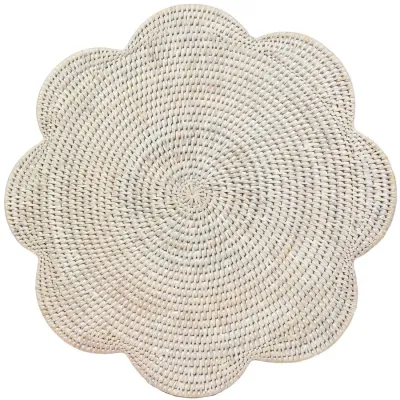 Cream Tabletop Rattan Scallop Round Placemat