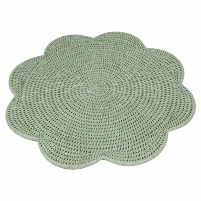 Green Tabletop Rattan Scallop Round Placemat