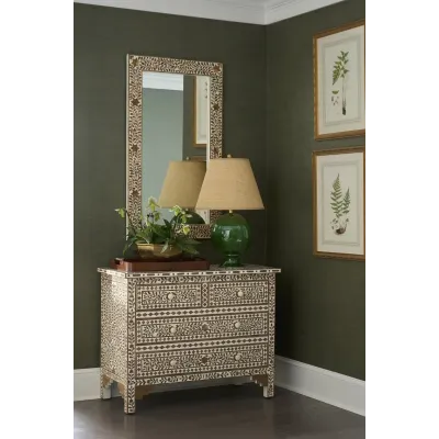 Sphere Green Table Lamp