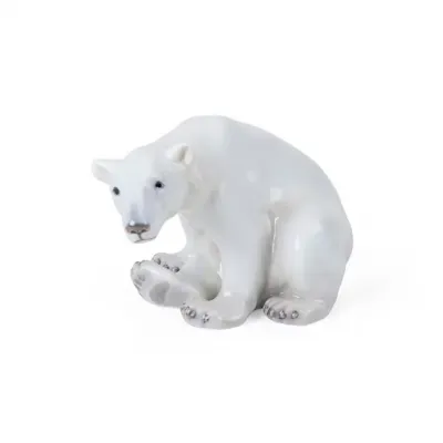 Polar Bear Sitting 12 cm/4.7 in