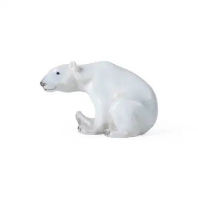 Polar Bear Sitting 12 cm/4.7 in