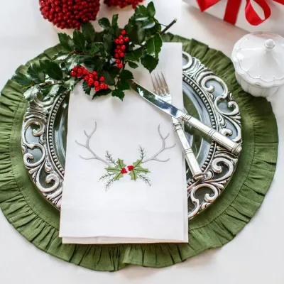 Antlers with Holly Hand Towel White (Multi)