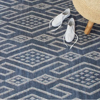 Guthrie Navy Machine Washable Rug - 8x10