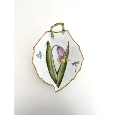 Leaf Plate Pink Bell Flower
