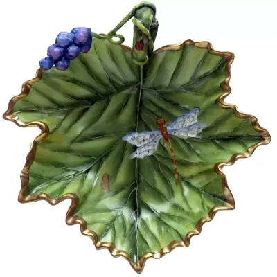 Accessory Dish With Grapes 6.5 in Long