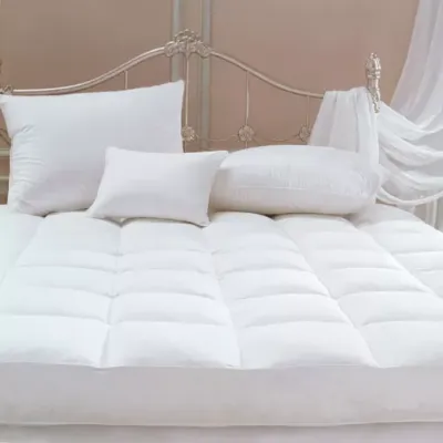 Deluxe Featherbed Topped with down comforter