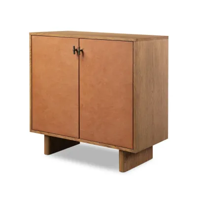 Posada Small Cabinet Amber Oak Veneer (Incorrect Material)