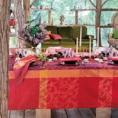 Mille Folk Cranberry Coated Table Linens