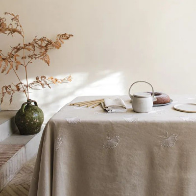 Brise D'Ete Naturel Linen/Cotton Damask Stain-Resistant Table Linens
