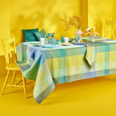 Mille Rainures Atoll Table Linens