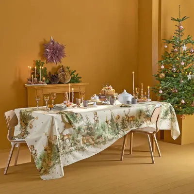 Noel Vintage Dore Table Linens