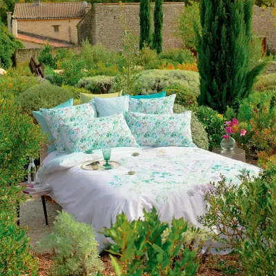 Jardin Vagabond Printemps 100% Organic Cotton Duvet Cover 110" x 93"