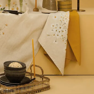 Daisy Chanvre Napkin 18"x18"