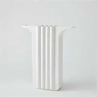 Flying Column Vase - White - Wide