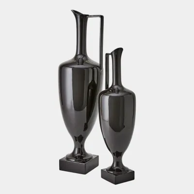 Quiet Black Curve Urn