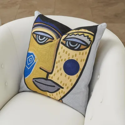 Paulo Pillow