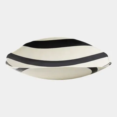 Palermo Striped Black Folded Plate