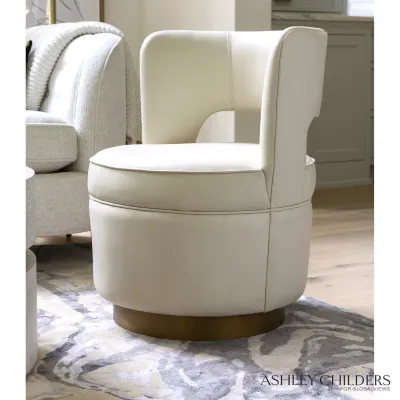 Stella Swivel Chair Milk Leather