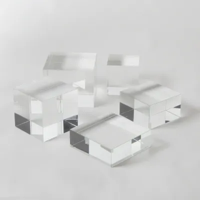 Crystal Cube Riser Medium