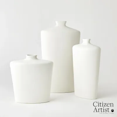 Terzo Vase Matte White Large